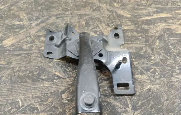 Mazda 3 II Tailgate/trunk/boot lock/latch/bracket BBM4