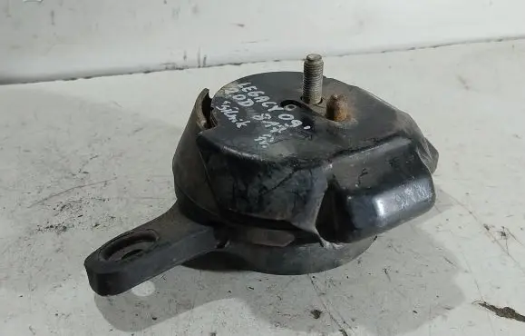 Subaru Legacy Engine mount vacuum valve 