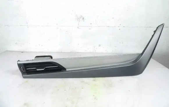 Toyota Avensis T220 Dashboard side air vent grill/cover trim 5565005160