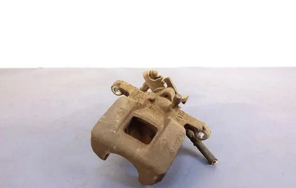 Mitsubishi Outlander Rear brake caliper