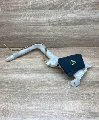 Mercedes-Benz E W211 Window washer liquid tank fill tube 2118600064