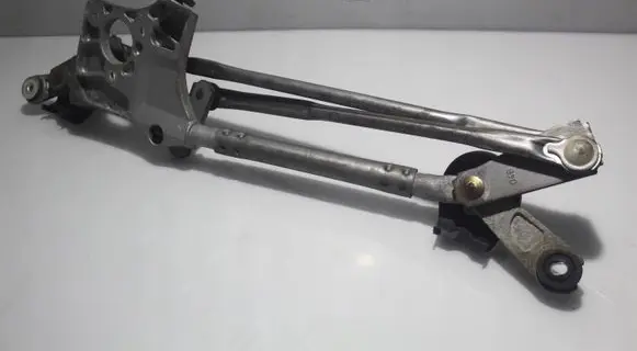 Toyota Corolla E140 E150 Front wiper linkage 