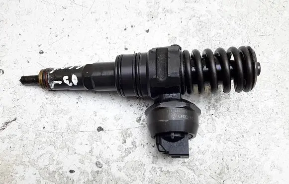 Ford Galaxy Fuel injector 038130073ah
