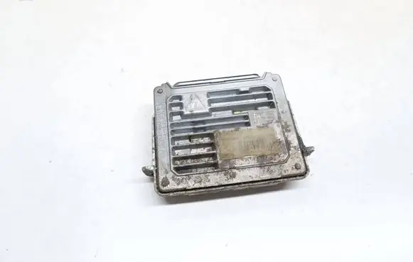 Jeep Grand Cherokee Headlight ballast module Xenon 