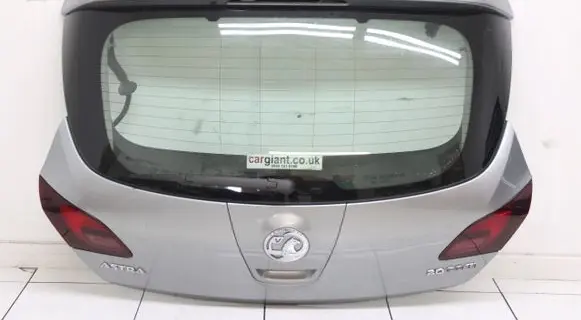 Opel Astra J Tailgate/trunk/boot lid