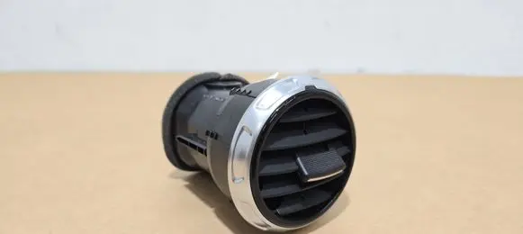 Audi TT TTS Mk2 Dash center air vent grill 8P0820901