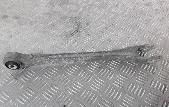 Chrysler 300 - 300C Rear upper control arm/wishbone 04743245AB