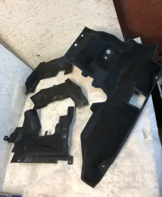 Mitsubishi Eclipse Cross Heat shield in engine bay 
