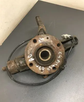 Citroen C4 I Picasso Front wheel hub