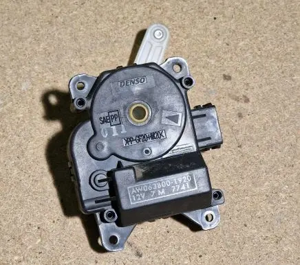 Subaru Outback Air flap motor/actuator AW0638001920 7M7741 0638001920