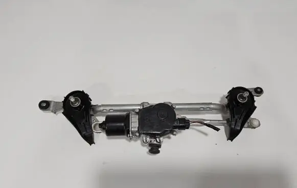 Mazda 2 Front wiper linkage and motor DA6C6737X K6217