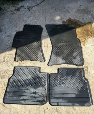 Subaru Legacy Front floor mat 
