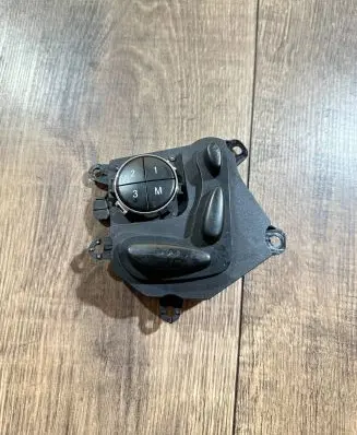 Mercedes-Benz E W211 Seat control switch 2118207810 03464215