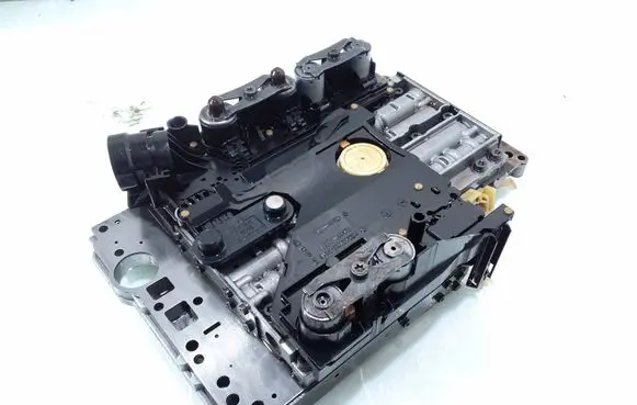 Mercedes-Benz E W211 Transmission gearbox valve body R2112770101 1402700861 08240004