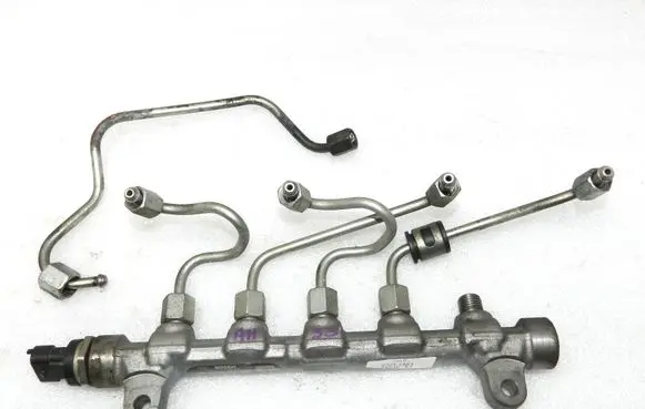 Hyundai i40 Fuel main line pipe 314002A420 314102A400