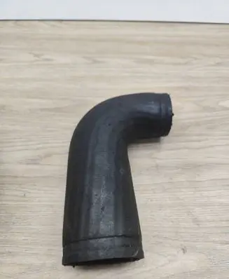 Volvo XC90 Intercooler hose/pipe