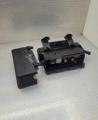 Volvo V40 Fuse module 30659177