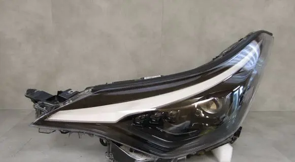 Toyota C-HR I Headlight/headlamp 81150YY280 211485995 19525F