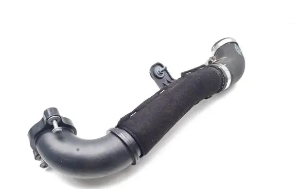 Audi A6 C7 Intercooler hose/pipe 04L145828B 04L145762AG