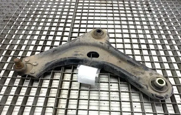 Peugeot 208 Front control arm