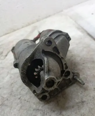 Renault Espace III Starter motor D7R49 0673HFN