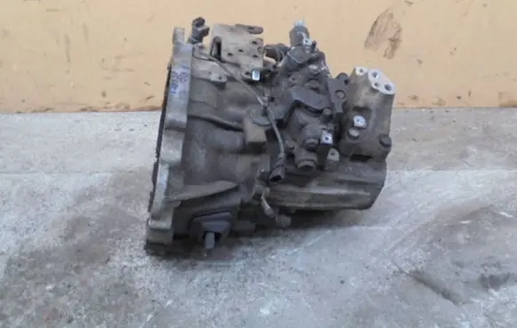 KIA Rio Manual 4 speed gearbox P51763076111
