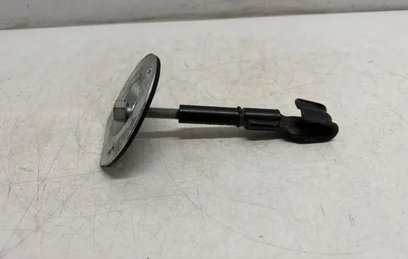 Opel Adam Spare wheel mounting bracket