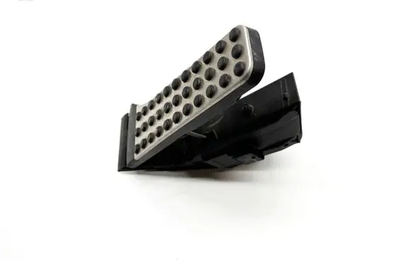 Mercedes-Benz C W205 Accelerator throttle pedal A2533000104