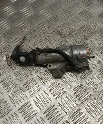 Volkswagen Golf IV Ignition lock 4B0905851C