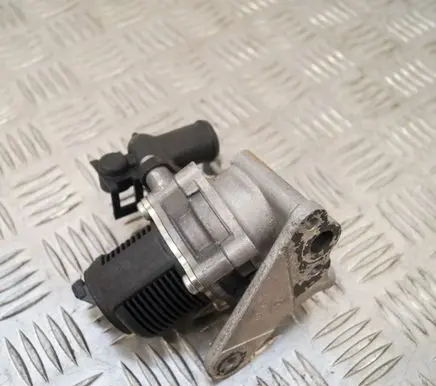 Audi Q5 SQ5 Other engine bay part 06H131097C