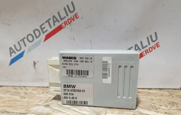 BMW X5 E70 Air suspension control unit module (rear) 6793163 37146793163