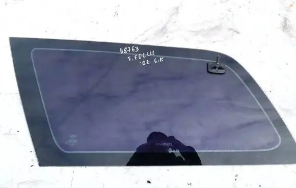 Ford Focus Rear side window