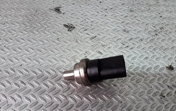 Coolant temperature sensor