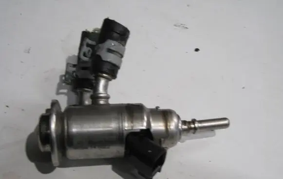 Peugeot 5008 II AdBlue injector 9842811780 9842811280 N345206312