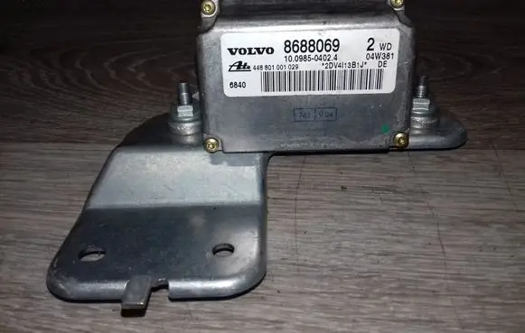 Volvo S60 ESP acceleration yaw rate sensor 8688069 8688068