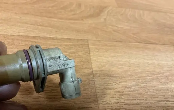 Opel Insignia A Crankshaft position sensor 46798345 1198