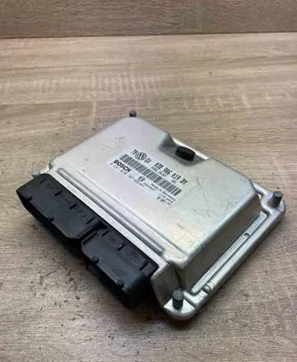 Volkswagen PASSAT B5.5 Engine control unit/module ECU 038906019BM 0281010307 78GV