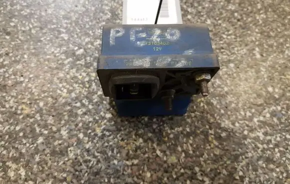 Peugeot 405 Glow plug pre-heat relay