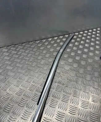 Maserati Ghibli Front door trim (molding)