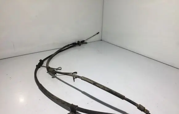 Handbrake/parking brake wiring cable