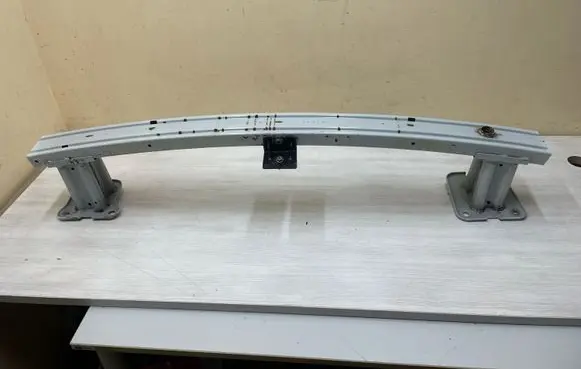 Renault Trafic III (X82) Front bumper cross member 752101525R