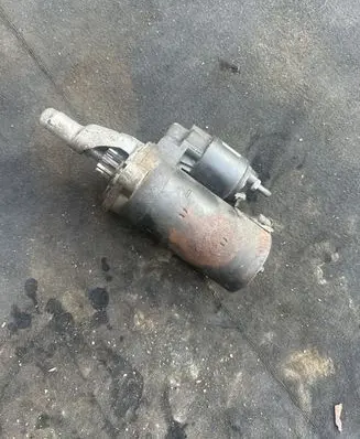 Audi A6 S6 C5 4B Starter motor