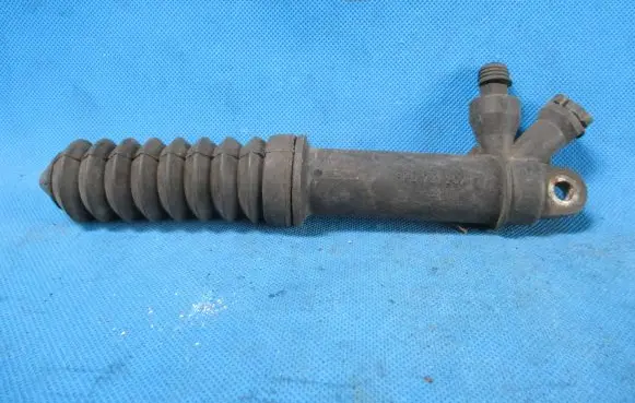 Audi A6 S6 C7 4G Clutch slave cylinder 8K0721257C