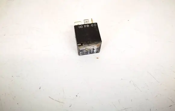 Alfa Romeo 147 Other relay 46520419