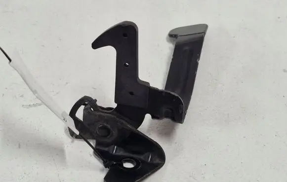 Toyota RAV 4 (XA30) Engine bonnet/hood lock/latch loop/hook 