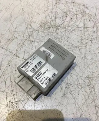 BMW X5 E70 Air suspension control unit module (rear) 6793163 009397 4461500510
