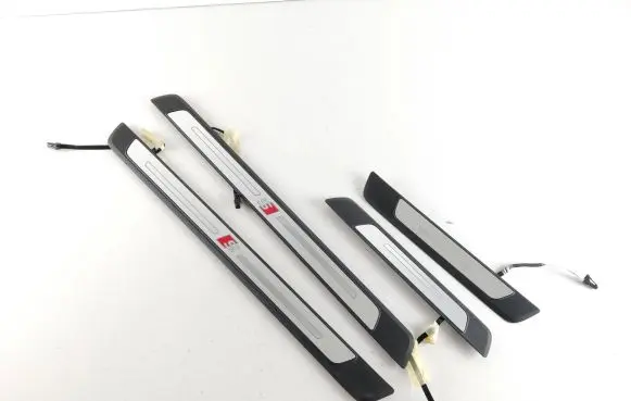 Audi e-tron Front sill trim cover 4KE947417A 4KE947418A 4KE947427