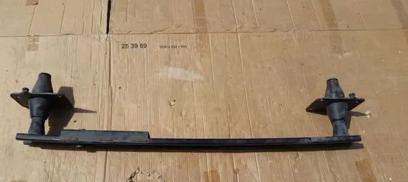 Peugeot 3008 I Front bumper support beam