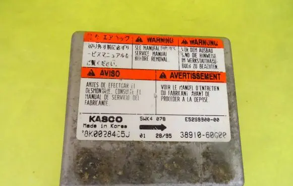 Suzuki Baleno EG Airbag control unit/module 3891060G00 38910-60G00