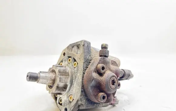 Toyota Avensis Verso Fuel injection high pressure pump 221000G010 HU2940000102